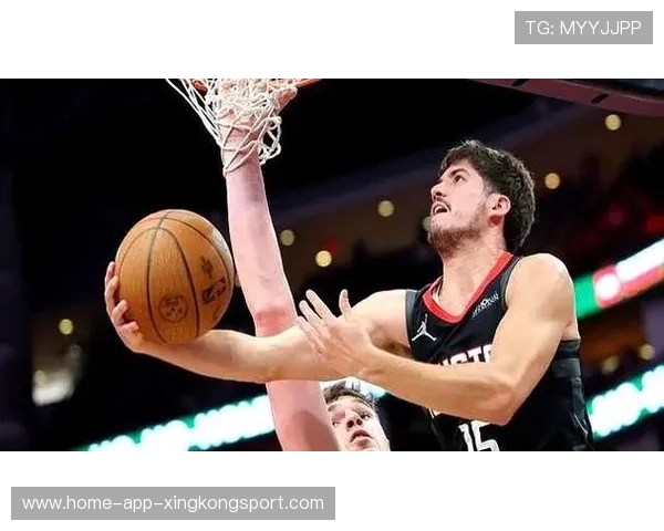 谢泼德成火箭新神射,掀起NBA赛场“射手风暴” 谢泼德成火箭新神射,掀起NBA赛场“射手风暴”