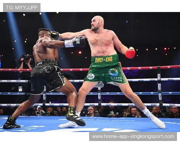 WBC拳击赛：泰森·富里迎战安东尼·约书亚，比赛全程高能