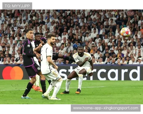 维尼修斯空切插上近距离抽射——突破极限的完美瞬间